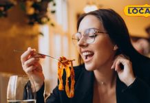 खाने में रोज-रोज बालों का मिलना है अशुभ संकेत! घर पर मंडरा रहा इस दोष का साया