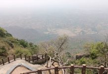 कम बजट में करनी है बढ़िया ट्रिप, तो इस हिल स्टेशन पर पहुंचे, देखें सुंदर फोटोज