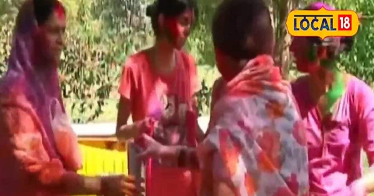 राजघराने में पड़ते हैं कोड़े, पत्थर कपड़े में बांधकर महिलाएं करती हैं पिटाई