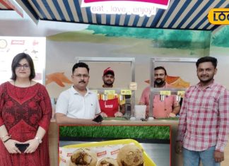 Gujrat famous food WhatsApp emojibali panipuri New invention in the world of food – Bharat.one हिंदी