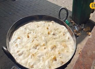 best place to eat samosa in up Famous snacks Shop in lakhimpur – Bharat.one हिंदी