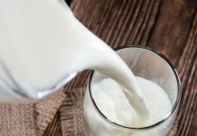 गाय, भैंस या बकरी…किसका दूध है सबसे बेस्ट? बच्चों के लिए कौन सा बेहतर, एक्सपर्ट ने खोला राज cow milk or buffalo milk which is better for babies, how to identify cow milk and buffalo milk at home, buffalo milk benefits, cow milk vs buffalo milk price, buffalo milk vs cow milk taste, cow milk vs buffalo milk for brain, buffalo milk fat percentage , गाय का दूध, भैंस का दूध, गाय का दूध के फायदे, भैंस के दूध के फायदे,Which milk is best, cow, buffalo and goat milk, which milk is bette, cow milk vs buffalo milk vs goat milk Know whose milk is the best, cow, buffalo and goat, and which breed of cow’s milk is the best