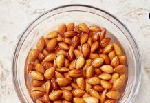 7 दिन तक पानी में भिगोकर खाएंगे बादाम तो नहीं होगी ये समस्या, जानें हेल्थ एक्सपर्ट से इसके फायदे