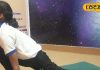 सूर्य नमस्कार के वक्त आप भी तो नहीं कर रहे हैं ये गलती, टेढ़ी हो सकती हैं हड्डियां, जानिए सही तरीका