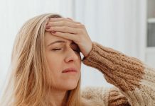 व्यक्ति में ये बदलाव दिखें तो हो जाएं सतर्क, हो सकता है डिप्रेशन; जानें एक्सपर्ट डॉक्टर की राय You can know about a person’s depression due to these five reasons, know the correct information from a natural therapy expert doctor