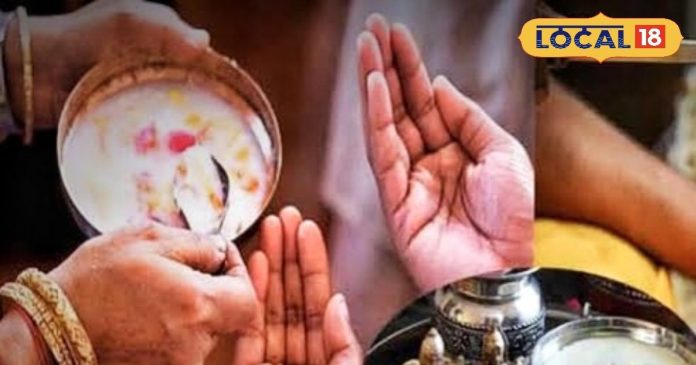 चरणामृत का क्या है महत्व? फायदे जान हो जाएंगे हैरान,