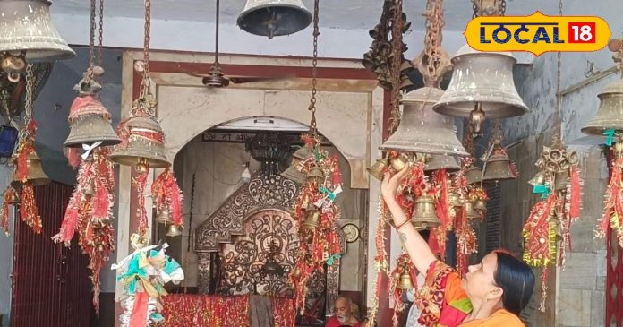 बड़ा ही चमत्कारी है यह मंदिर, यहां दर्शन मात्र से