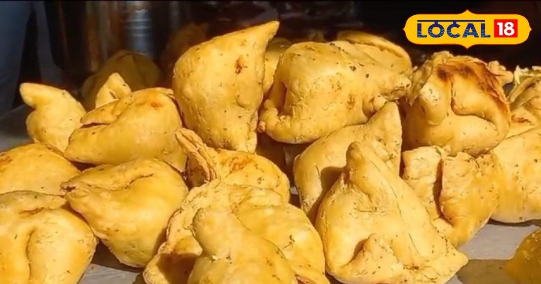 Famous Samosa: मात्र 15 रुपये का समोसा, बूंदी के रायते के साथ करते हैं सर्व, लाजवाब स्वाद है दूर-दूर तक फेमस