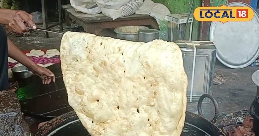Biggest Paratha: यहां मिलता है डेढ़ फुट बड़ा पराठा…देखते रह जाते हैं लोग, 5 मिनट में होता है तैयार, कीमत मात्र 100 रुपए