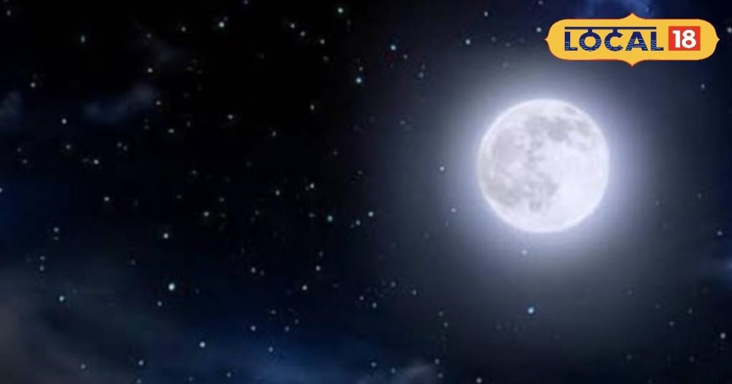 Sharad Purnima: शरद पूर्णिमा मनाई जाएगी कल, बरसेगा अमृत, मां लक्ष्मी की मिलेगी विशेष कृपा