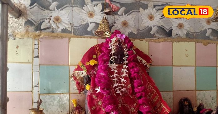 These are the historical Devi temples of Chhatarpur, which are