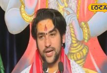 इसे जेल में डाल दो…बीच सड़क वाहन चालक पर आग बबूला हुए धीरेन्द्र शास्त्री