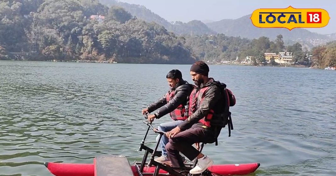 सड़क पर तो बहुत साइकिल चलायी होगी पर क्या पानी में चलायी है? नहीं तो यहां ट्राय करें ये एडवेंचर स्पोर्ट, टिकट के पूरे पैसे होंगे वसूल