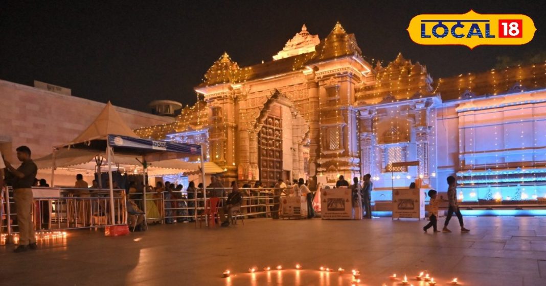 दीपों से जगमग हुआ काशी विश्वनाथ धाम,तस्वीरें देख हो जाएंगे