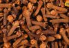 Clove Benefits: किचन में रखा ये छोटा मसाला बड़ी परेशानियों को करता है दूर