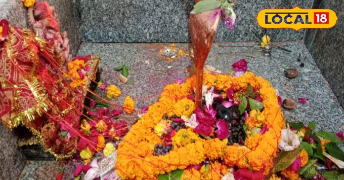 24 घंटे घूमता है इस शिव मंदिर के गुंबद का