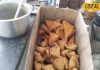 Food: हैदराबाद के लोगों को खूब पसंद आता है नॉर्थ इंडिया का ये फेमस स्नैक, चाय की चुस्कियों के साथ लेते हैं स्वाद