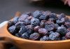 benefits of black raisins munakka immunity sugar control skin and hair health sa