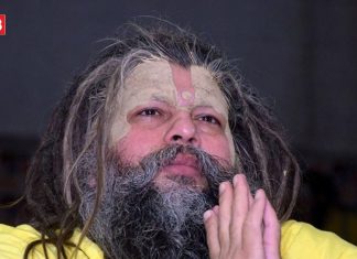 स्त्री और पुरुष किस उंगली में धारण करें चांदी का छल्ला? प्रेमानंद महाराज ने बताए इससे होने वाले फायदे, कैसा हो ये छल्ला