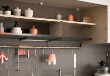 क्या आपकी रसोई की दिशा खा रही है आपकी तरक्की? बस 1 बदलाव और चमक सकती है किस्मत