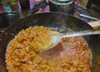 150 रुपए में स्वाद का खजाना! पथरगामा का मशरूम मसाला बन रहा है हर किसी का फेवरेट, स्वाद के दीवाने हुए लोग