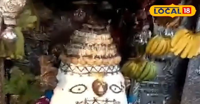Amazing tradition in Bajreshwari Mandir Mata Pindi decorated with 25