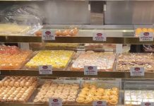 Famous Sweet Shop In Bareilly: यूपी में यहां मिलती है शुद्ध देशी घी से बनी मिठाई…काजू-बादाम से लदालद, स्वाद होता है जबरदस्त