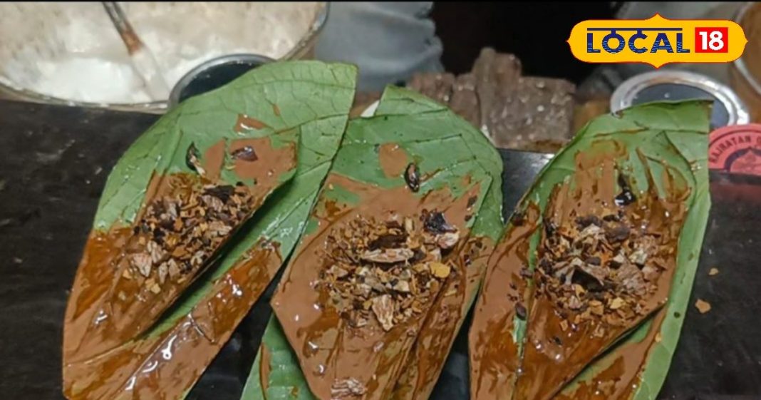 Famous paan shop of the city where you get special sweet paan, Sargujiha Sarai leaf is used, see what is special