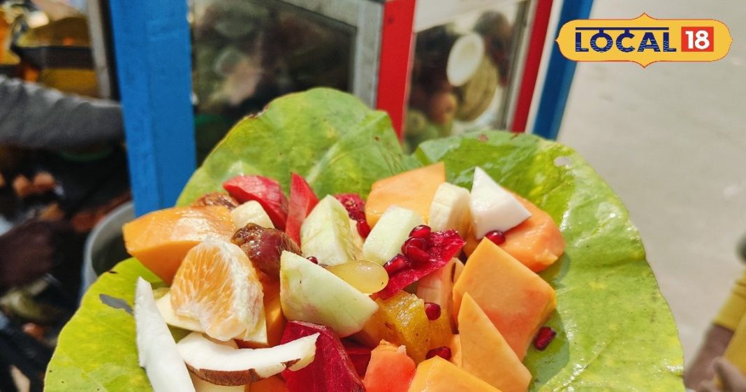 सेहत का खजाना! गर्मी में पाएं ठंडक का एहसास, जमशेदपुर में यहां खाएं फेमस फ्रूट सलाद