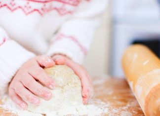 फ्रिज में रखा आटा सेहत के लिए हानिकारक – जानें नुकसान