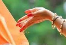 Daan Niyam: दान के समय की गई ये गलती कर देगी आपको कंगाल, फायदे की जगह हो जाएगा नुकसान