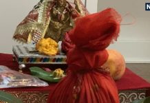 Astro Tips: पूजा के समय लाल कपड़े में क्यों रखा जाता है नारियल? जानें इसके पीछे की खास वजह