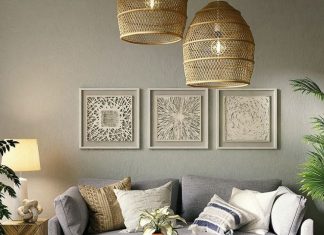 Vastu Tips: घर में भूलकर भी न लगाएं ऐसी तस्वीरें, रिश्तों में दूरियों के साथ आ सकती है कंगाली