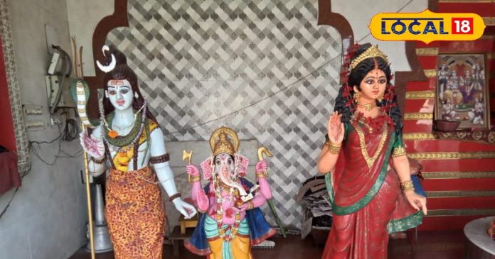 अनोखी मान्यता! धनबाद का 100 साल पुराना शिव मंदिर, जहां