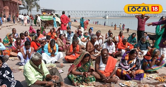 महाकुंभ से लौटने के बाद गया के विष्णुपद में पितरों