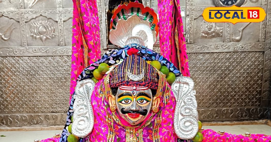 विशेष शृंगार! शिव नवरात्रि पर होलकर स्वरूप में सजे बाबा महाकाल, देंखे Photos