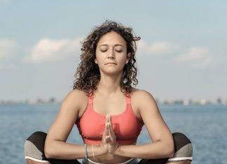 हर दिन पांच मिनट मलासन पोजीशन में चलें, पैरों की मांसपेशियों, हड्डियों को मिलेगी गजब की मजबूती, ये फायदे भी जानें