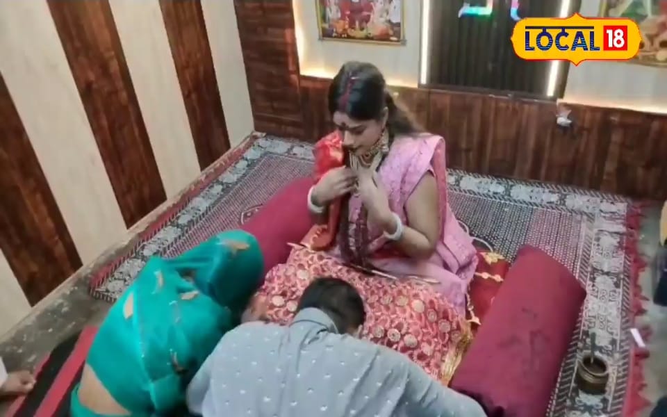 कलयुग में करें मां वैष्णो देवी के साक्षात दर्शन, 15 साल से चली आ रही ये खास परंपरा