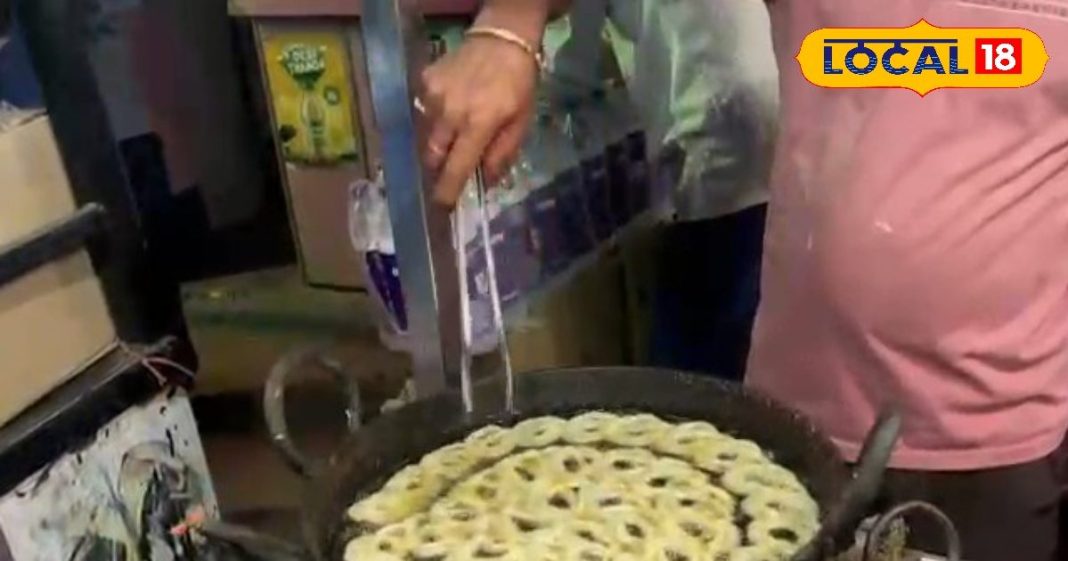 मूंगफली छोड़ शुरू किया जलेबी का सफर, गुड़ वाली जलेबी से इमरती तक के दीवाने हुए लोग, स्वाद चखने लगती कतार!