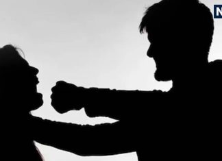 Happy Married Life: घर में कर लें ये छोटे सा बदलाव और फिर देखें पति-पत्नी में कैसे बढ़ेगा प्यार