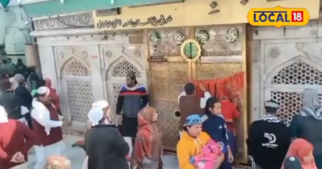 Jannati Door Ajmer: यहां है जन्नती दरवाजा, इससे गुजरने वाले को नसीब होती है जन्नत, साल में खुलता है चार बार