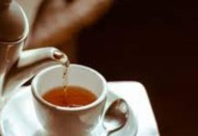 चाय और नींद: कैसे कैफीन और निकोटिन करते हैं असर?