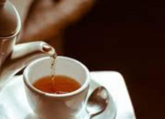 चाय और नींद: कैसे कैफीन और निकोटिन करते हैं असर?