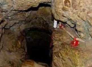 बहुत अद्भुत है ये मंदिर, यहां का जल गंभीर से गंभीर बीमारियों को भी कर देता है ठीक, जानें लोकेशन