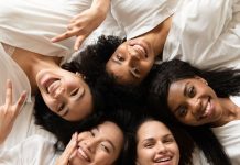 खुश रहने के लिए कैसे बढ़ाएं हैप्पी हार्मोन?