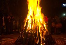 Holika Dahan 2025 Rituals: होलिका दहन में भूलकर भी ना डालें ये चीजें, जानें इस दिन क्या करें और क्या ना करें