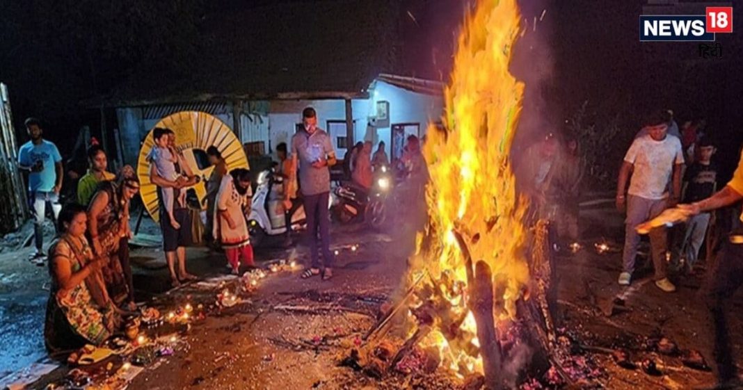 Holika Dahan 2025: होली की अग्नि में भूलकर भी न डालें ये 5 चीजें, वरना चली जाएंगी सुख समृद्धि, बढ़ जाएंगी परिवार की परेशानियां!