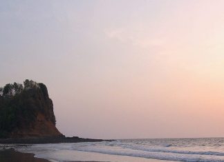 मुंबई से बस 100 KM दूर ‘मिनी गोवा’! इस जगह की खूबसूरती आपको कर देगी मंत्रमुग्ध