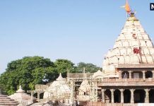 साल में सिर्फ एक दिन खुलता है उज्जैन का नागचंद्रेश्वर मंदिर, जानें पौराणिक कथा