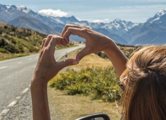 श्रीनगर-लेह, बेंगलुरु-कुर्ग, पंजिम-चोरला, चेन्नई-पांडिचेरी – Bharat.one हिंदी